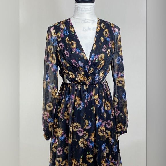 Aidan by Aidan Mattox Floral Pleated Chiffon Gown size 0 - Picture 10 of 14